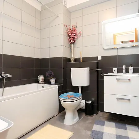 Apartamento With A Parking Space - 11863 *