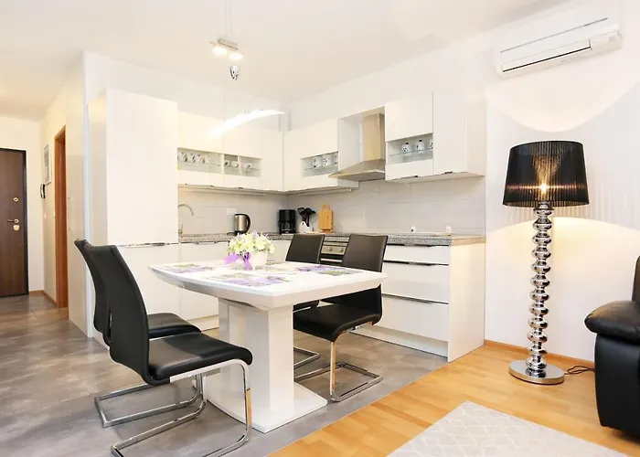 Apartmán With A Parking Space - 11863 *