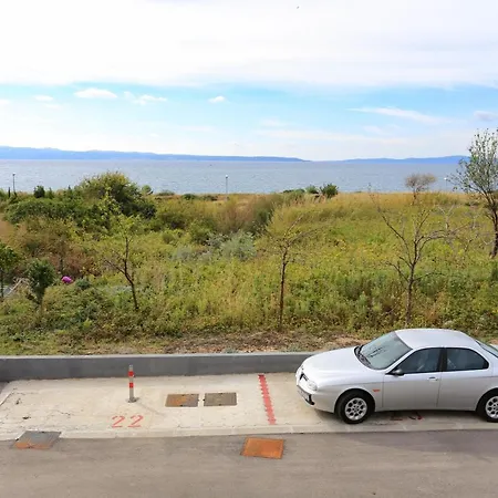 With A Parking Space - 11863 Split